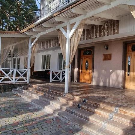 Готельно-Ресторанний Комплекс Три Бобри Lytovezh Экстерьер фото