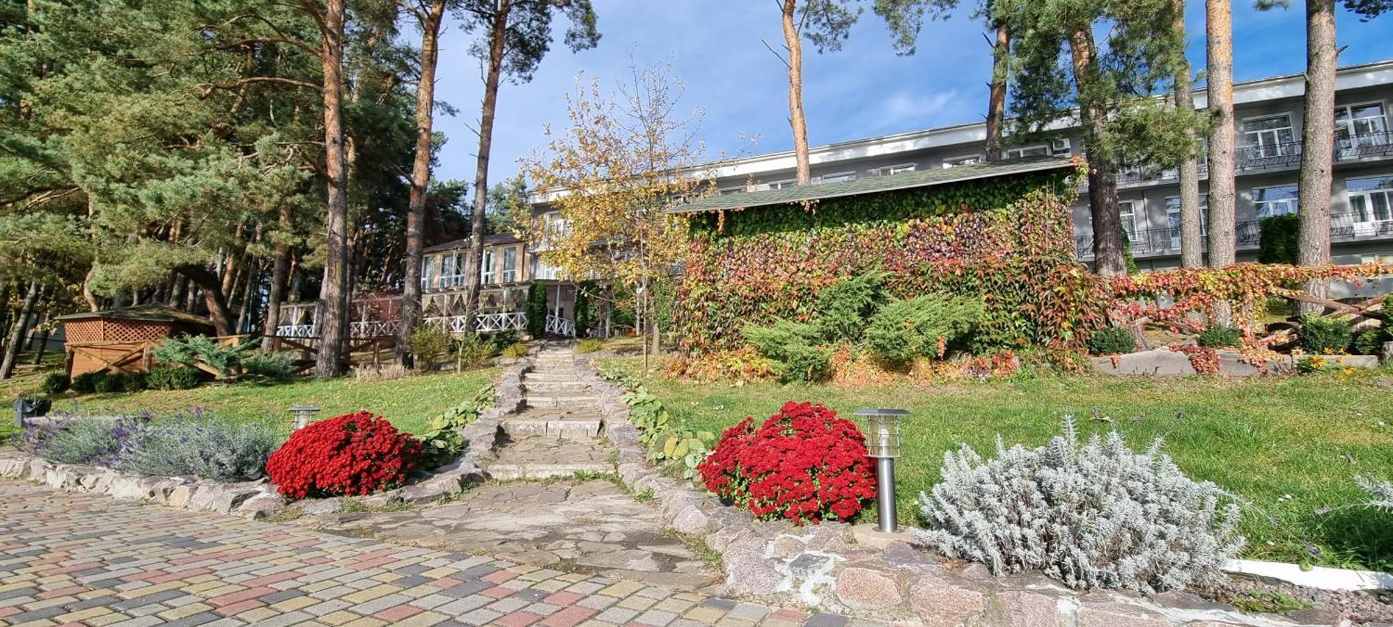 Готельно-Ресторанний Комплекс Три Бобри Lytovezh Экстерьер фото